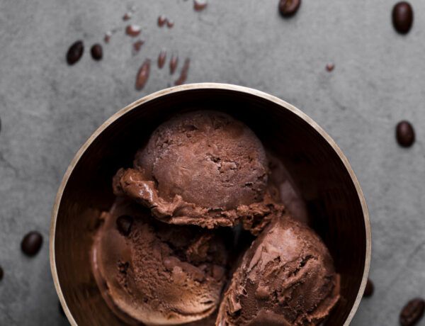 Helado de chocolate keto y vegano